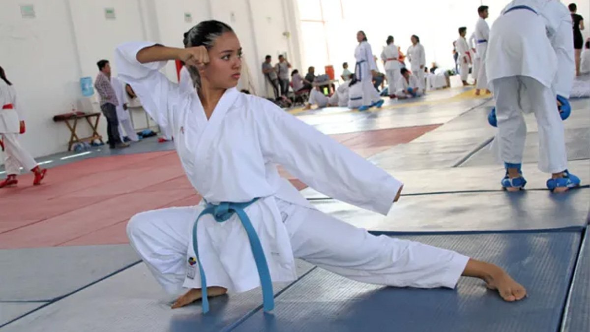 Mujer combatiente - Anna Viesca Sánchez